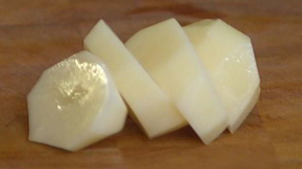 пюре из картофеля и пастернака с кроликом