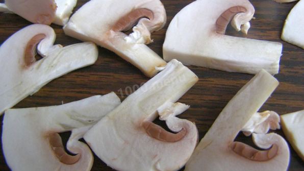 жареная картошка с шампиньонами и луком