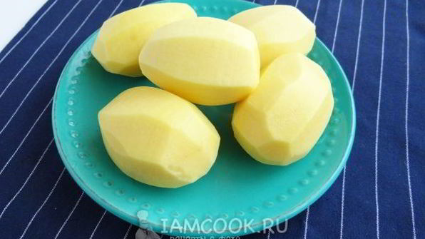 жареная картошка с солеными грибами