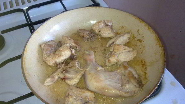 жареный картофель с кабачком