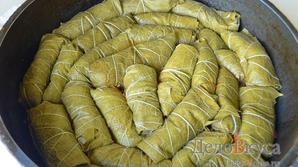 долма из виноградных листьев