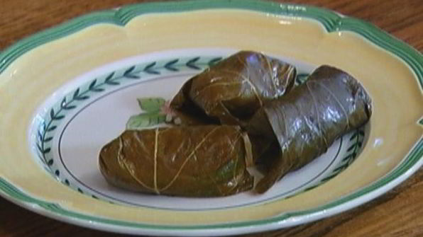 долма с кускусом и вялеными помидорами