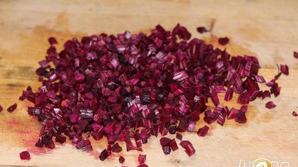 голубцы из свекольной ботвы с булгуром