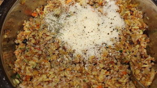 голубцы с отрубями, гречей и горгонзолой