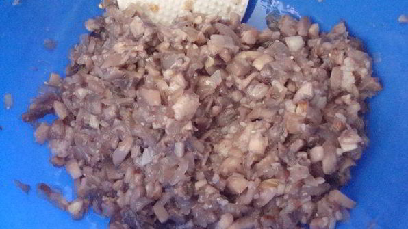 мини-голубцы с вино-вишневым соусом