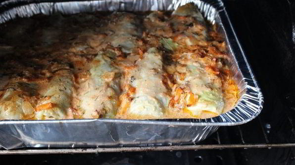 запеченные голубцы в кетчупе и сметане