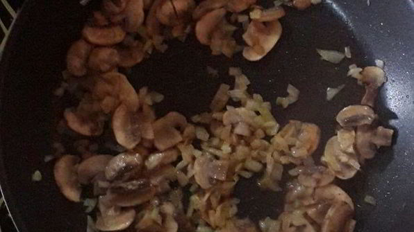 грибная лапша по-шанхайски