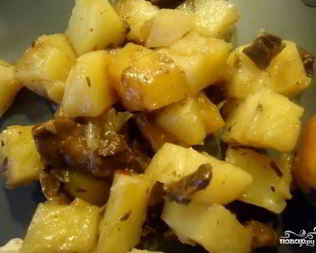 Белые грибы с картошкой в мультиварке