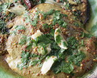 Грибы с горчицей, маслом и петрушкой на гриле