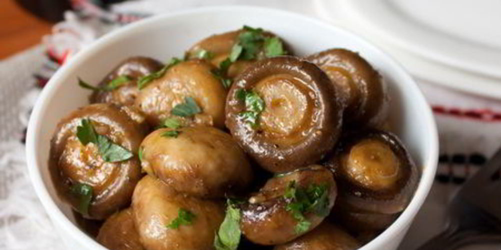 Рецепт шампиньонов с чесноком и хересом