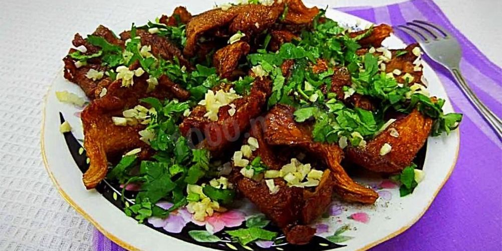 Рецепт жареных грибов с чесноком
