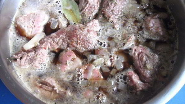 говяжий гуляш по-фламандски