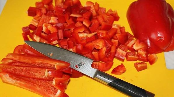 говяжий гуляш с чипетками