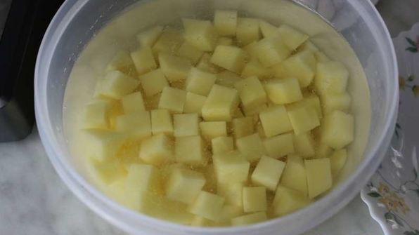 говяжий гуляш с чипетками