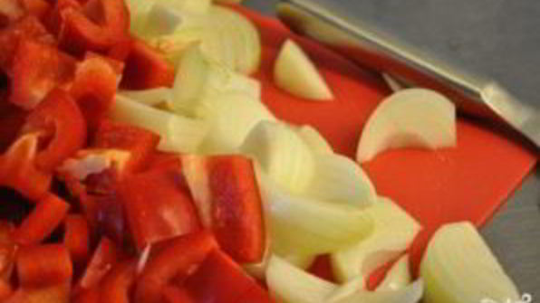 гуляш из говядины в мультиварке