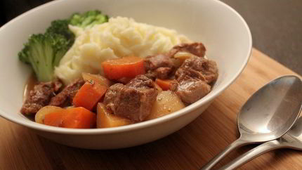 Гуляш с картофелем