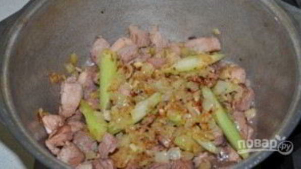 гуляш с красным вином