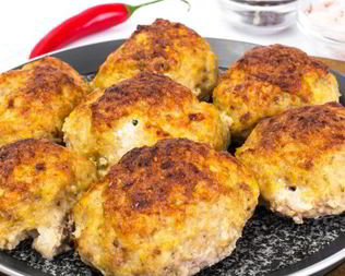 Котлеты из индейки и кабачка