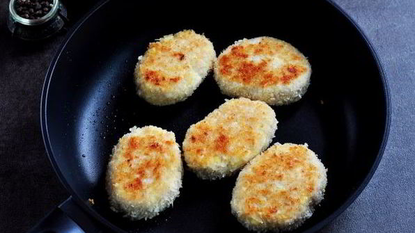 котлеты из куриного фарша в духовке