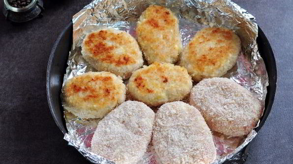 котлеты из куриного фарша в духовке