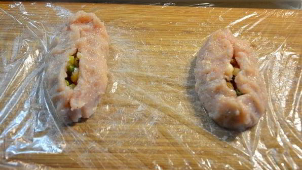 куриные котлеты с грибной начинкой