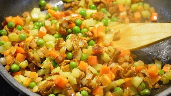 куриные котлеты с грибной начинкой