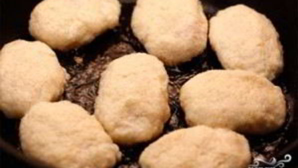 рыбные котлеты с манкой