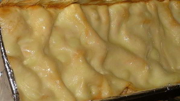 лазанья под розовым соусом