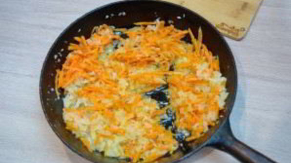 лазанья под соусом болоньезе