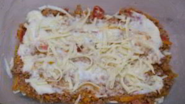 лазанья под соусом болоньезе