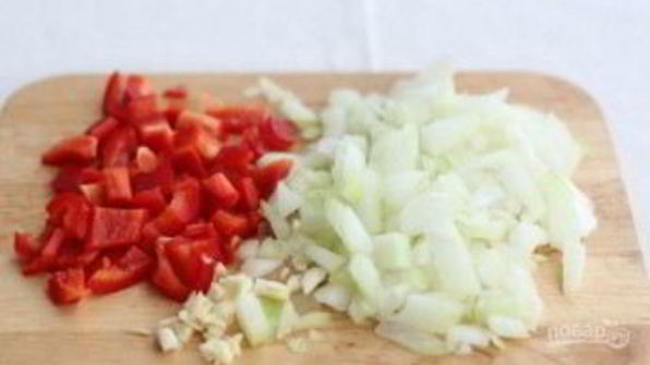 лазанья с курицей и соусом бешамель