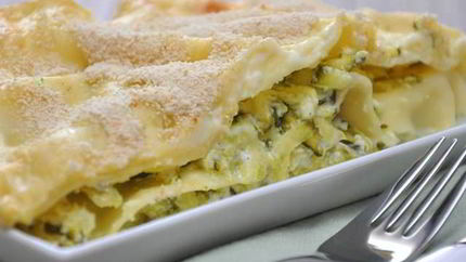 Лазанья с цукини и козьим сыром