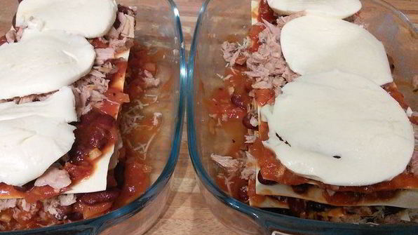 лазанья с тунцом арабиата