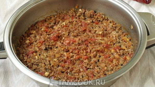 каннелони под соусом бешамель