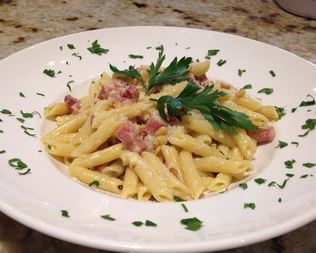 Паста карбонара со сливками