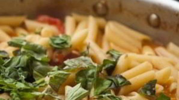 паста с беконом и помидорами