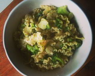 Паста с брокколи и песто