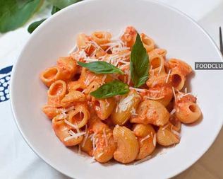 Паста со сливочным соусом