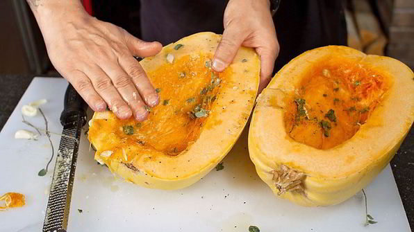 спагетти-сквош с вялеными помидорами