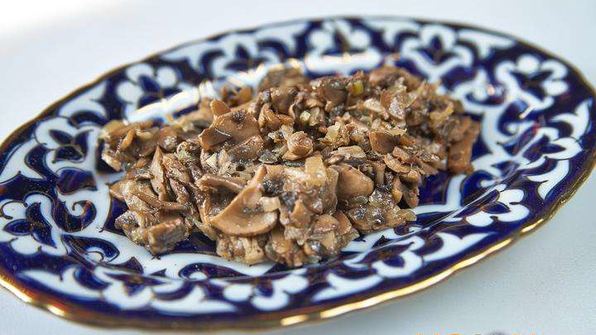 манты с грибами