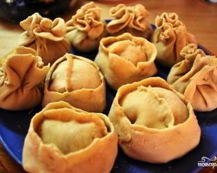 Манты с капустой