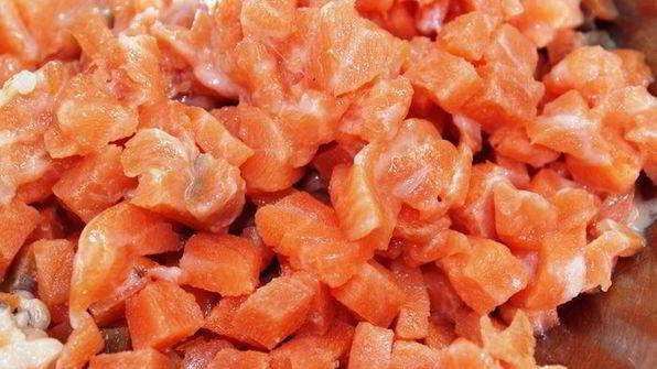 манты с семгой и шафраном