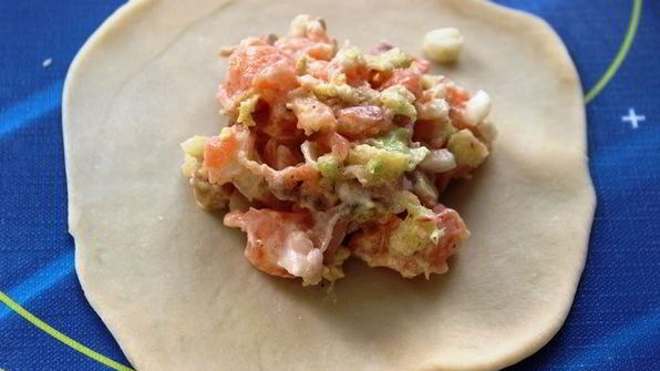 манты с семгой и шафраном