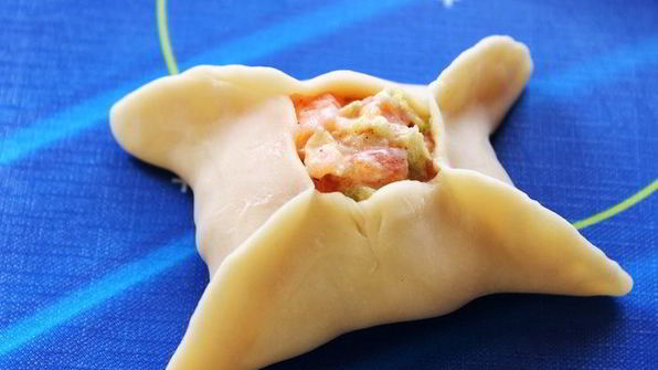 манты с семгой и шафраном