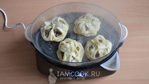 манты в пароварке
