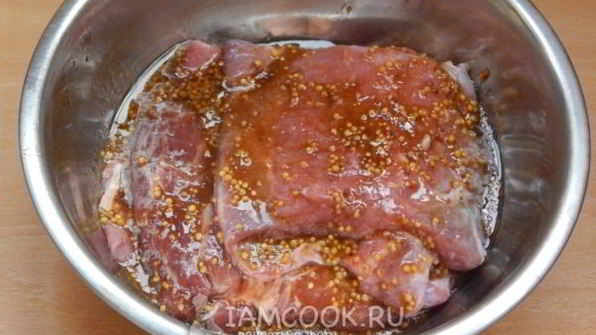 говядина запеченная в мультиварке