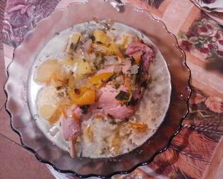 Кролик, тушенный с овощами