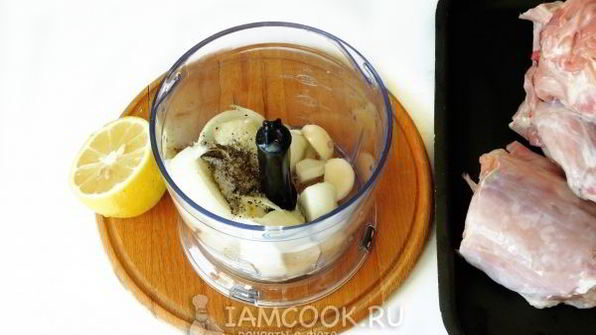 кролик в фольге в духовке