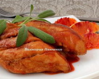 Куриные грудки с шалфеем и апельсинами в мультиварке