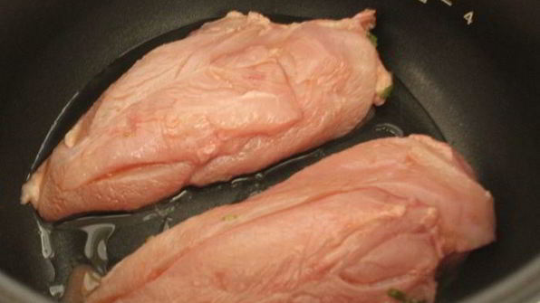 куриные грудки с шалфеем и апельсинами в мультиварке